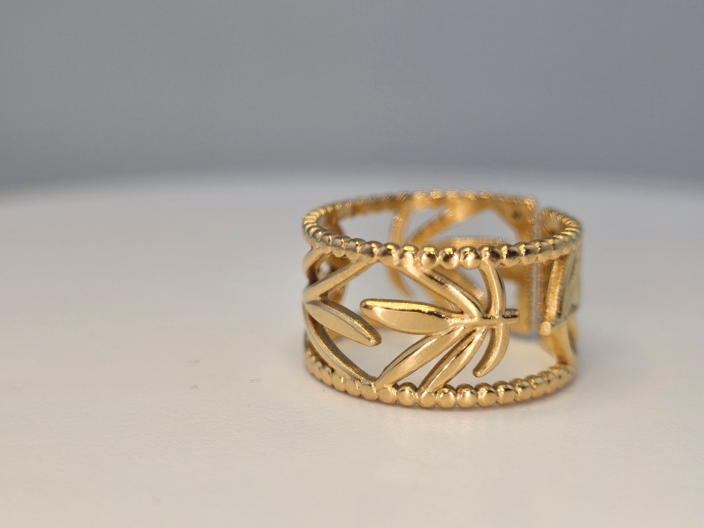18k Golden leaf ring, Item# NH42521643 $30