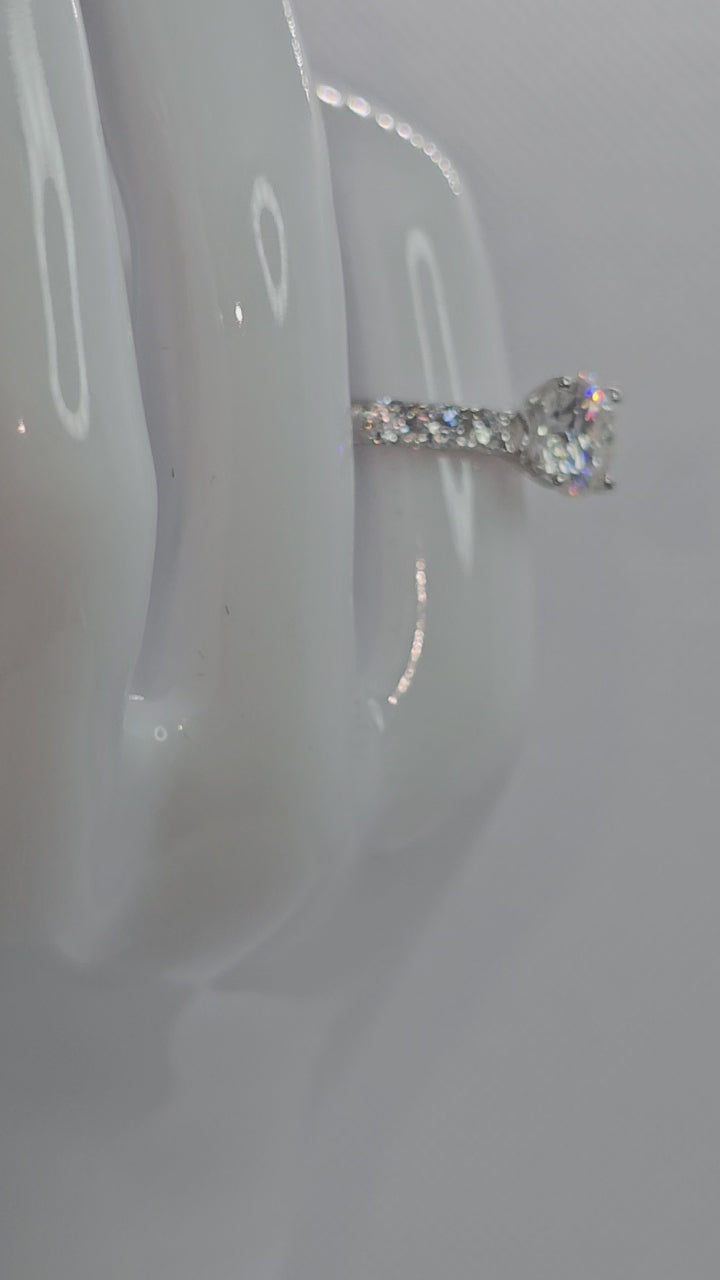 Premium Bright Round D color