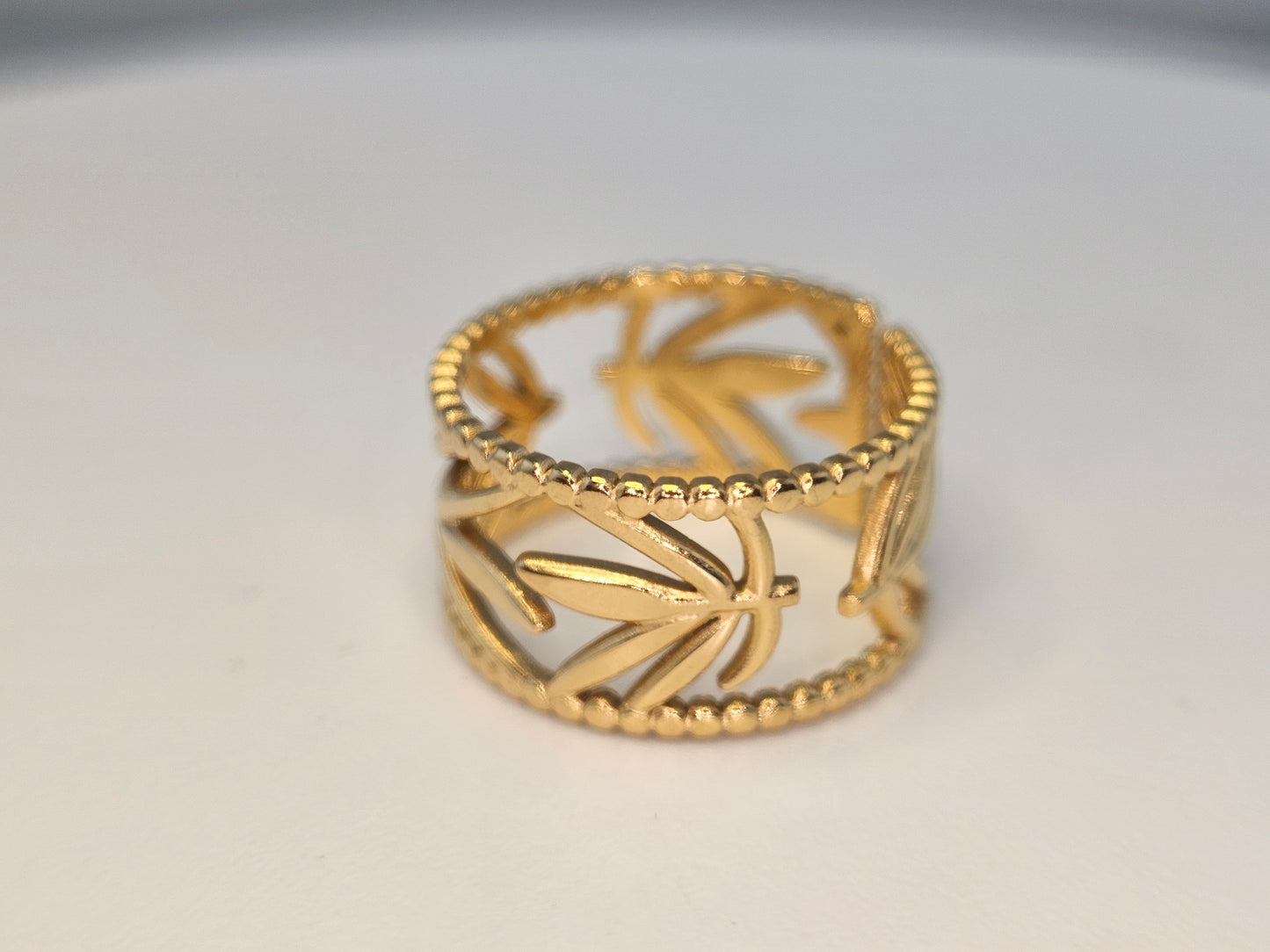 18k Golden leaf ring, Item# NH42521643  $30