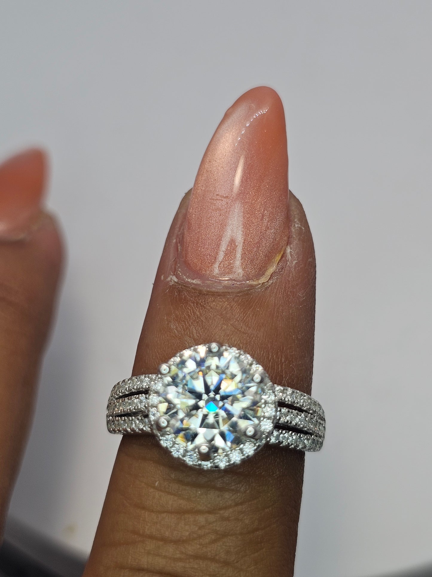 Fine Jewelry Moissanite 2 ct round cut Diamond ring Item#2037