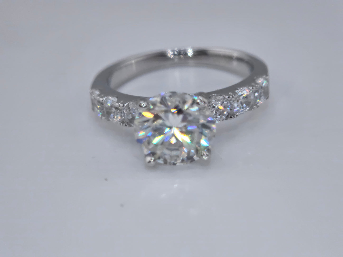 Ladies Premium Round bright 2 CT VVs1 D Color Item# JZ091