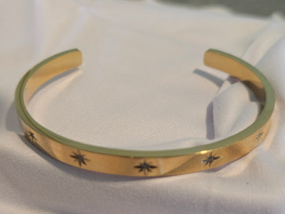 18k Gold open bangles Item#KSD0013 $30