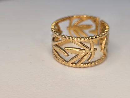 18k Golden leaf ring, Item# NH42521643  $30