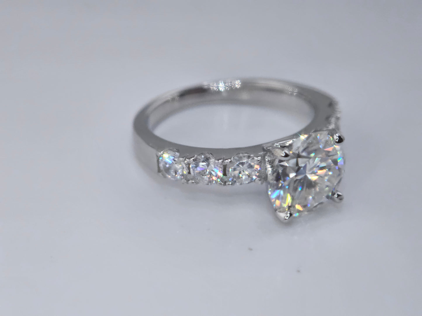 Ladies Premium Round bright 2 CT VVs1 D Color Item# JZ091