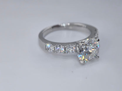 Ladies Premium Round bright 2 CT VVs1 D Color Item# JZ091